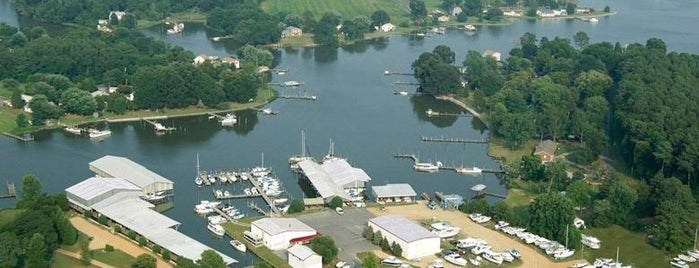 Coltons Point Marina is one of Maryland Green Travel Marinas.