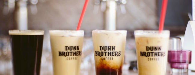 Dunn Brothers Coffee is one of Lugares favoritos de Jeff.