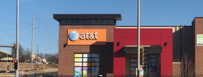AT&T Store is one of Signage.