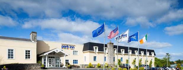 Park Inn by Radisson Shannon Airport is one of Lugares favoritos de Scott.