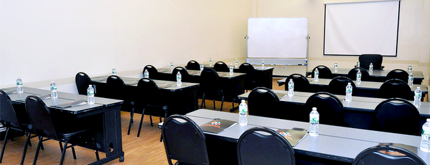 NYC Seminar and Conference Center is one of สถานที่ที่ Pete ถูกใจ.