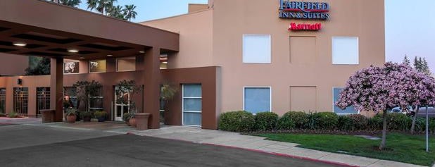 Fairfield Inn & Suites by Marriott San Jose Airport is one of Kunal : понравившиеся места.