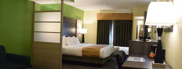 Best Western Crown Inn & Suites is one of Lugares favoritos de Joel.