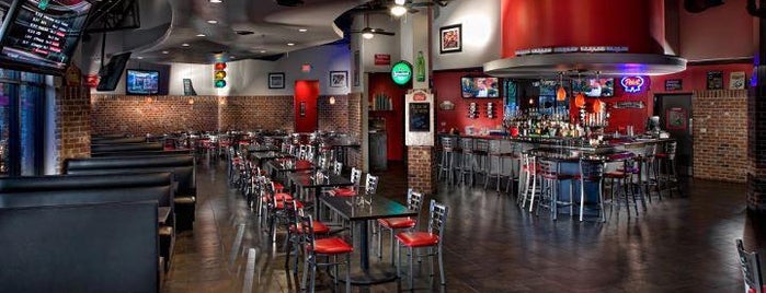 Jersey Boyz Pizza is one of สถานที่ที่บันทึกไว้ของ Aubrey Ramon.