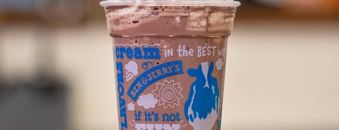 Ben & Jerry's is one of Lugares favoritos de Andrew.