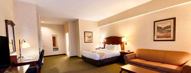 Quality Inn & Suites Evergreen Hotel is one of Lieux qui ont plu à Sandip.