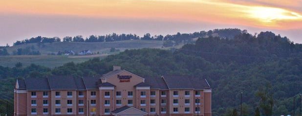Fairfield Inn & Suites Morgantown is one of Cicelyさんのお気に入りスポット.