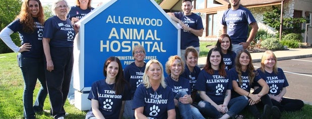 Allenwood Animal Hospital is one of Posti che sono piaciuti a R.j..