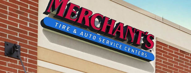 Merchant's Tire & Auto Centers is one of Jason'un Beğendiği Mekanlar.