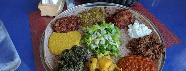 Mudai Ethiopian Restaurant is one of สถานที่ที่บันทึกไว้ของ Yongsuk.