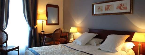 Best Western Amiral Hotel is one of Tempat yang Disukai Felix.