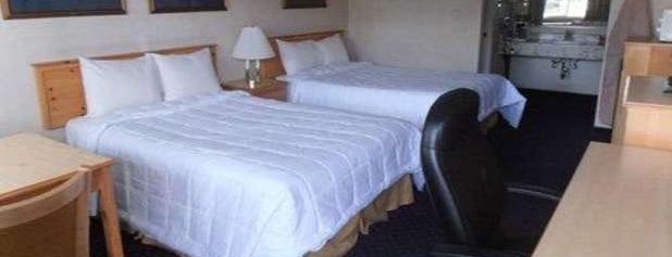 Medford Inn and Suites is one of Tempat yang Disukai Apoorv.