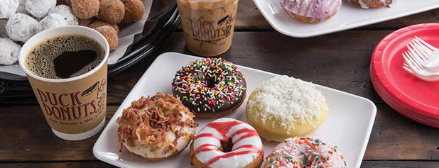 Duck Donuts is one of Locais curtidos por Julie.