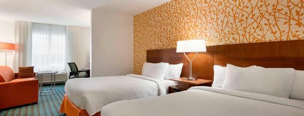 Fairfield Inn & Suites Smithfield Selma/I-95 is one of Posti che sono piaciuti a Joe.