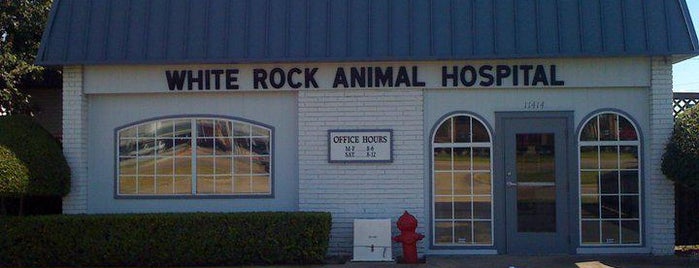 White Rock Animal Hospital is one of Tempat yang Disukai Tammy.