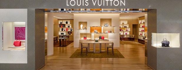 Louis Vuitton St. Barthelemy Gustavia is one of Addisonさんのお気に入りスポット.