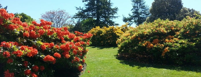 Royal Botanic Garden is one of Exploring UK.