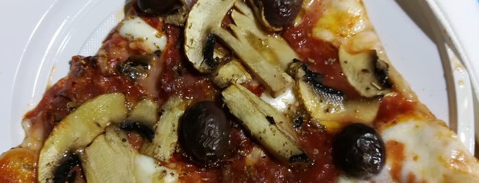 Pizza & Co. is one of Lecce.