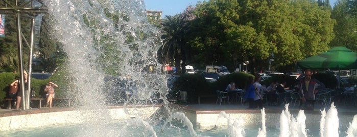 Поющие Фонтаны / Singing Fountains is one of Сочи.