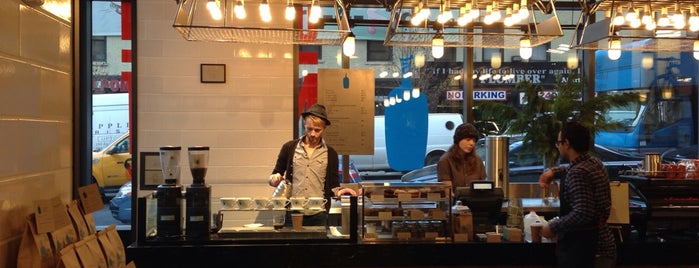 Blue Bottle Coffee is one of USA NYC MAN Midtown West.
