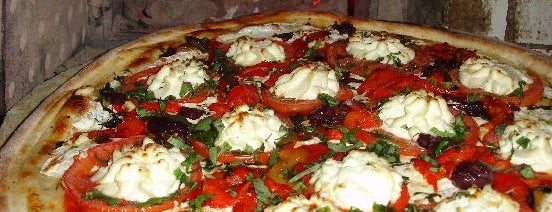 Grimaldi's Pizzeria is one of Locais salvos de Hara.