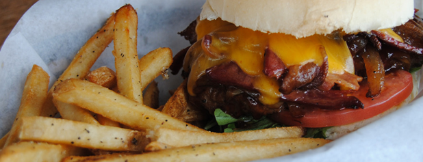Lucky 13 is one of Burgers to Try.