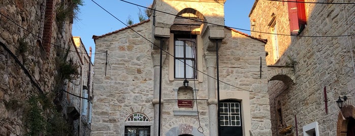Kalamoti is one of Sakız chios.