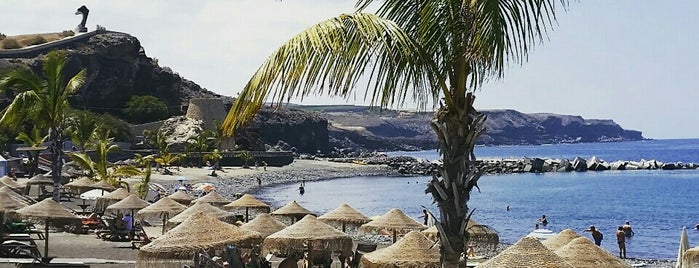 Playa de San Juan is one of Orte, die Alex gefallen.