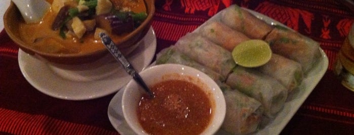 Tamnak Lao Restaurant is one of Posti che sono piaciuti a Alex.