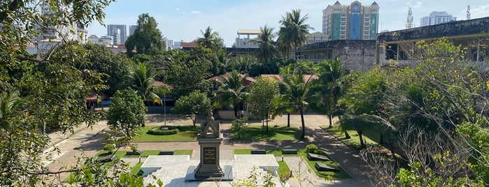 Tuol Sleng Genocide Museum is one of Tempat yang Disukai kumi.