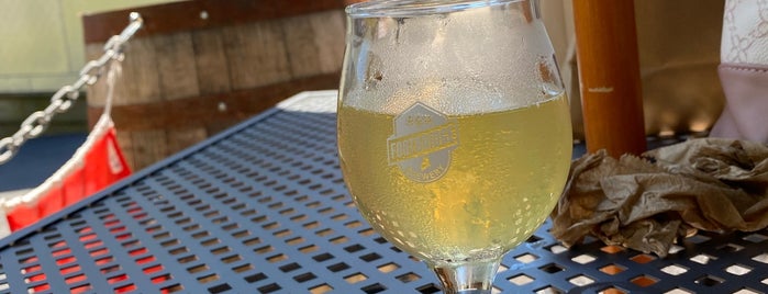 Footbridge Brewery is one of Lugares favoritos de The Traveler.
