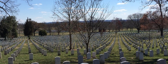 Arlington National Cemetery is one of The Traveler : понравившиеся места.