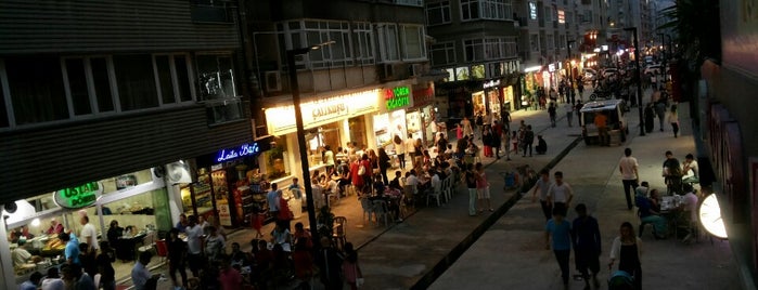 Çiftlik Caddesi is one of "Samsun" Gezilecek Yerler.