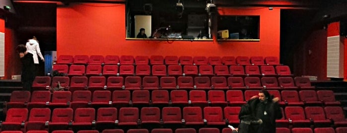 Pozorište „Deže Kostolanji“ is one of Theaters & Cinemas in Subotica.