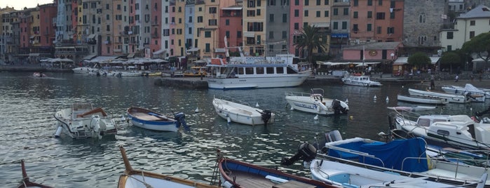 Portovenere is one of Tempat yang Disukai Fabio.