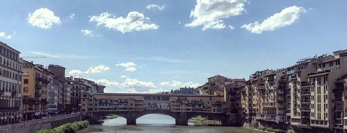 Ponte Vecchio is one of Fabio'nun Beğendiği Mekanlar.