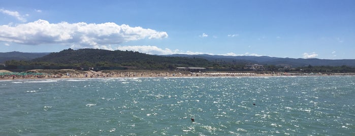 Spiaggia Lunga is one of Lugares favoritos de Fabio.