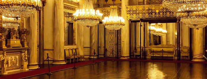 Palazzo Reale is one of Tempat yang Disukai Fabio.