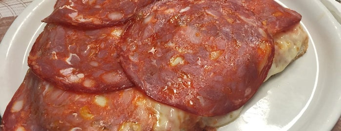 Pizzeria alla Fontana is one of Lugares favoritos de Fabio.