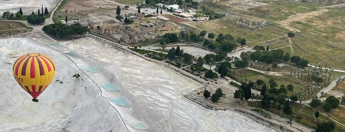 Pamukkale Bayraklı Tepe is one of Kimmie's Saved Places.