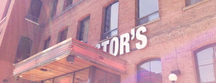 Jack Astor's Bar & Grill is one of Yuri’s Liked Places.