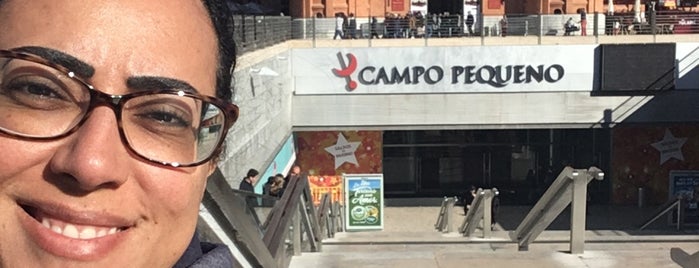 Centro Comercial do Campo Pequeno is one of :3|B btt3rflying near the cocoon (home).