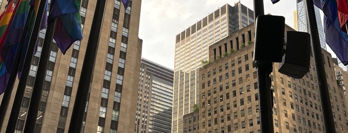 Rockefeller Plaza is one of Autumn in New York - Senta’s List.