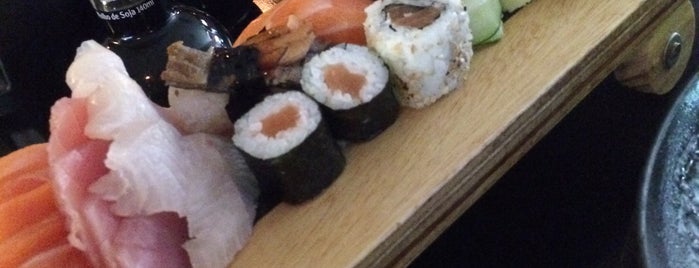 GRAB Sushi Spot is one of Bares e Restaurantes.