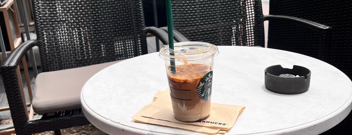 Starbucks is one of Fatma : понравившиеся места.