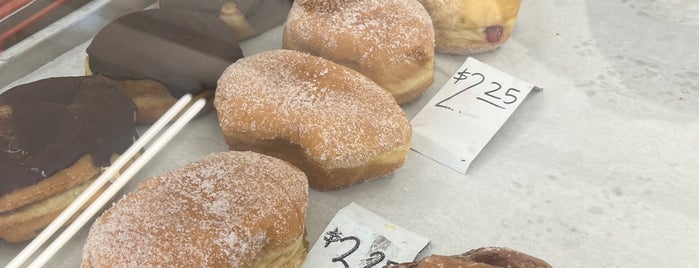 World's Fair Donuts is one of Food - Bakery.