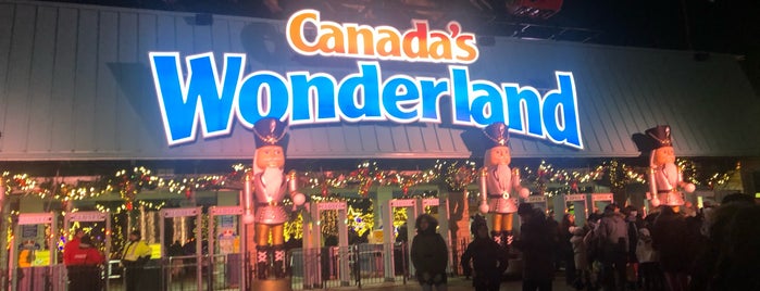 Canada's Wonderland Water Park (Splashworks) is one of Sencer’s Liked Places.