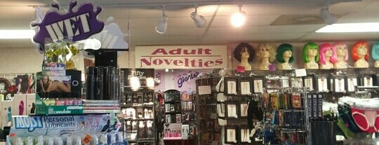 Giggles Adult Store XXX is one of Sherman's World.