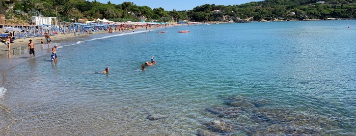 Spiaggia Lido di Capoliveri is one of Isola D'Elba.