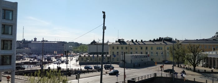 Uspenskin Kallio is one of สถานที่ที่ Carl ถูกใจ.